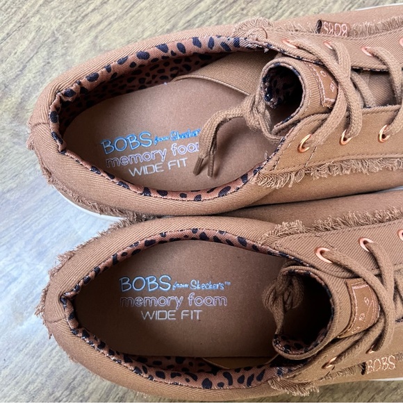 BOBS from Skechers Wide Fit Memory Foam Chestnut Brown Sneakers Size 11 - Picture 9 of 11